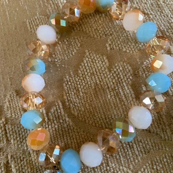 bracelets - Picture 4 of 4